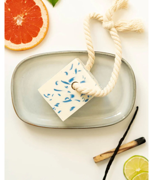 Savon avec corde ''Azure Drip''