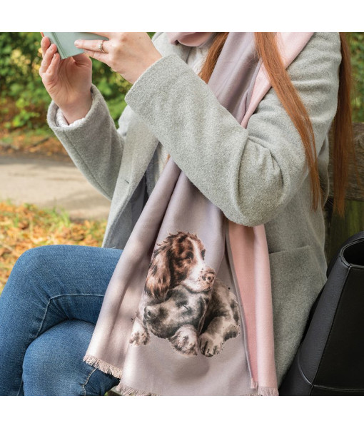 Wrendale Designs - Écharpe d'hiver « Une vie de chien » Labrador et Épagneul Wrendale Designs - Écharpe d'hiver « Une vie de chien » Labrador et Épagneul